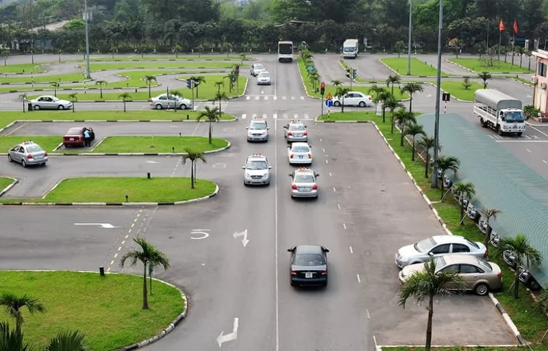 sân tập lái xe ô tô tphcm 2