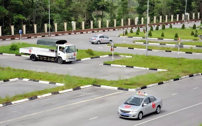 sân tập lái xe ô tô tphcm 3