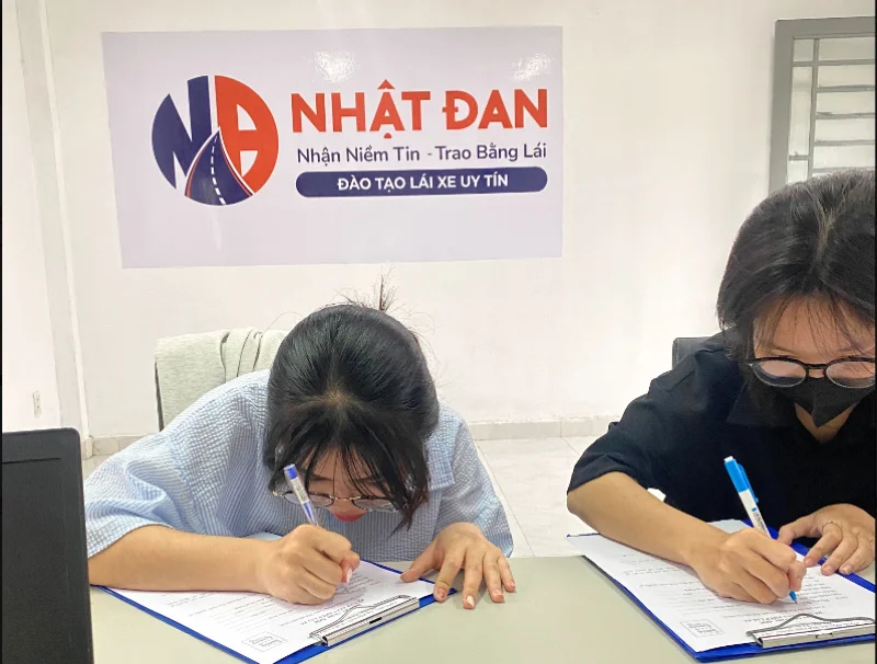 Thi bằng lái xe máy bao lâu mới có bằng 3