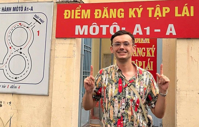 Thi bằng lái xe máy A1 cho người nước ngoài tại TPHCM