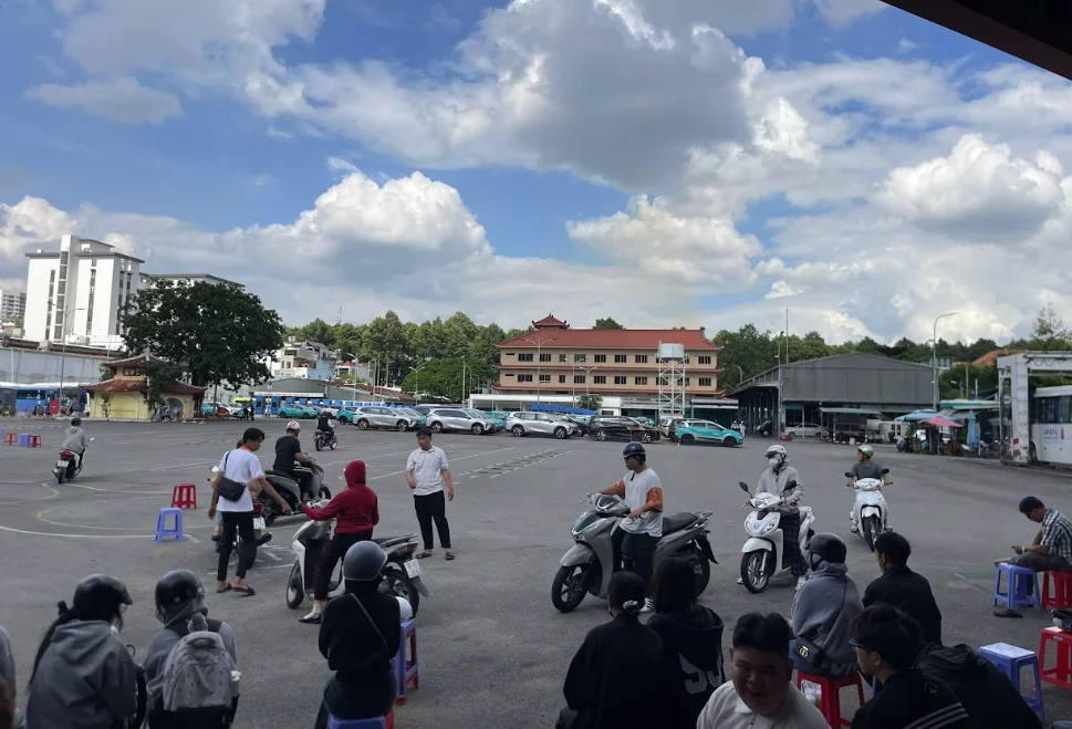 Quy định chiều cao thi bằng lái xe A1 2
